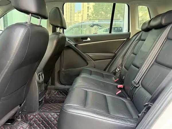 Volkswagen Tiguan 2015