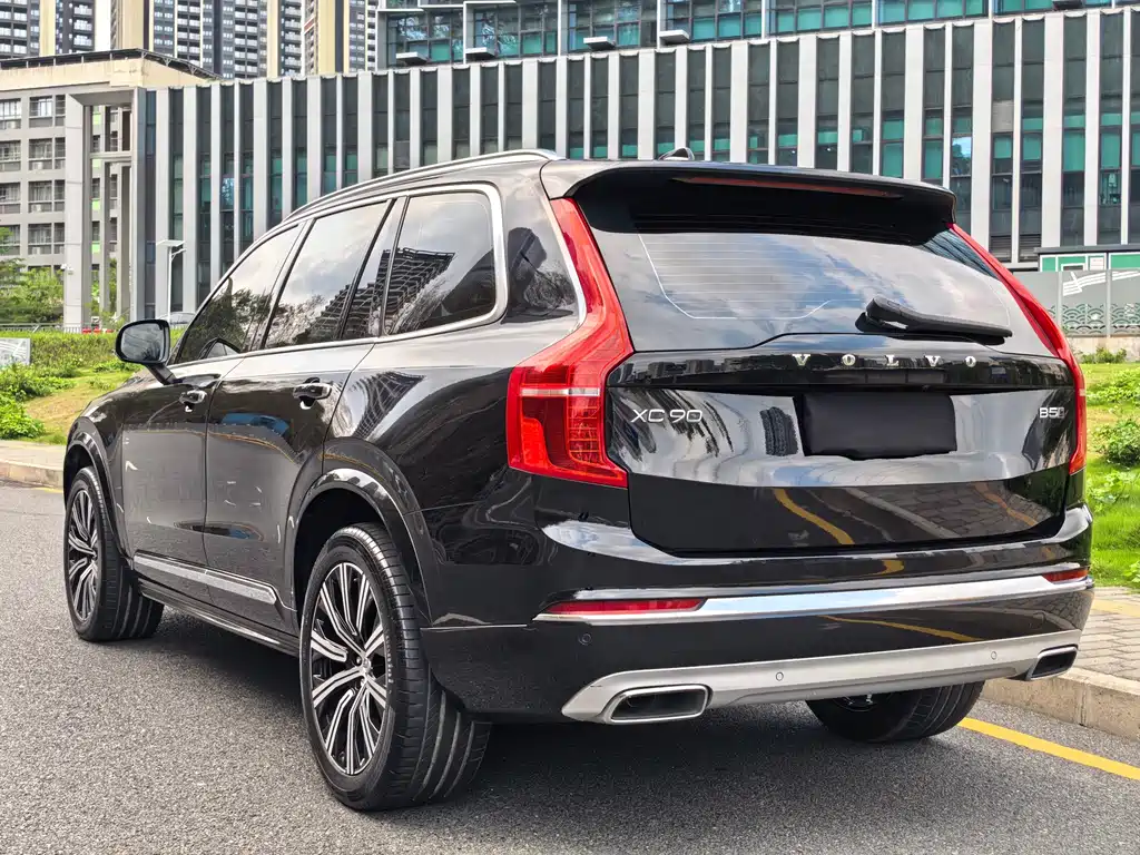 Volvo XC90 2021 — фото 7