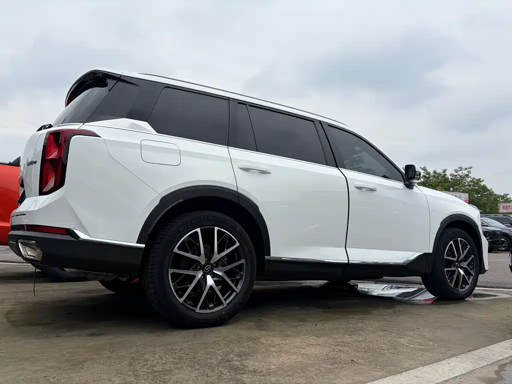 GAC Motor Trumpchi GS8 2023 — фото 20
