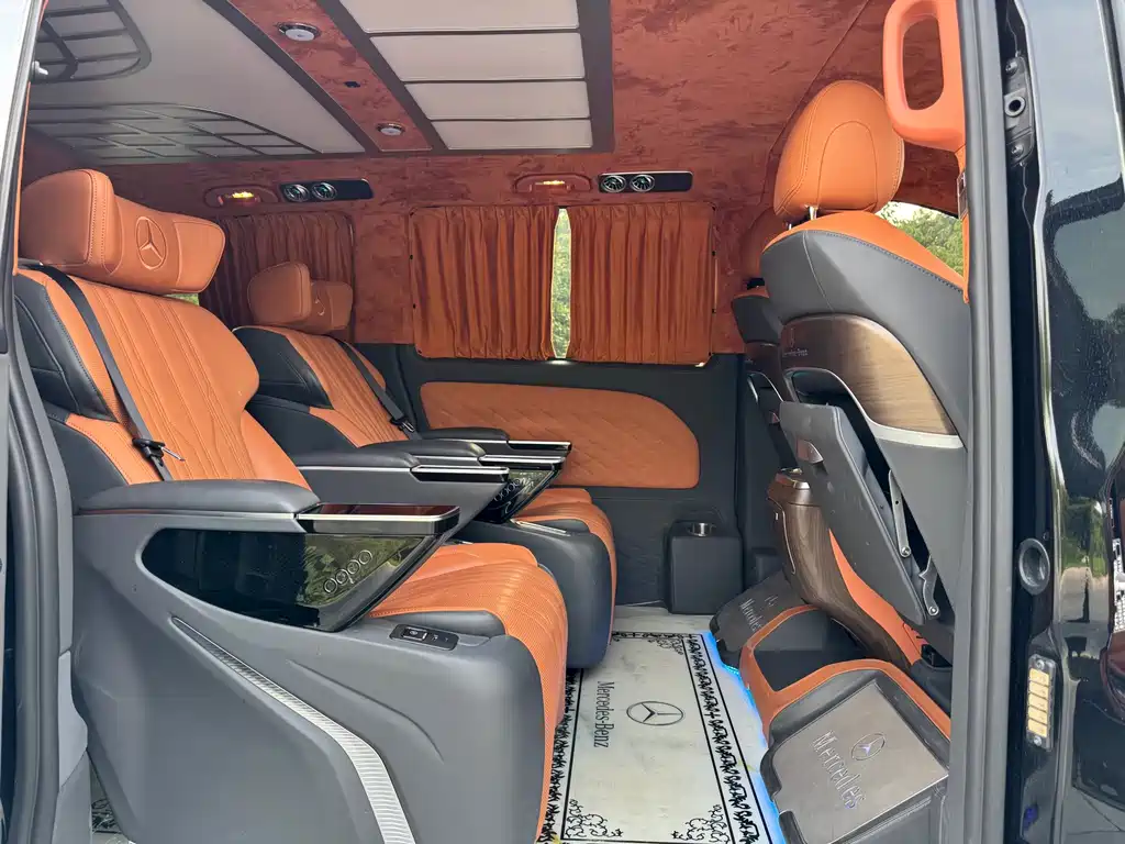 Mercedes-Benz Vito 2023 — фото 10