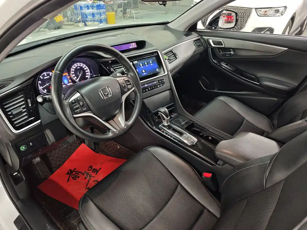 Honda Spirior 2017 — фото 5