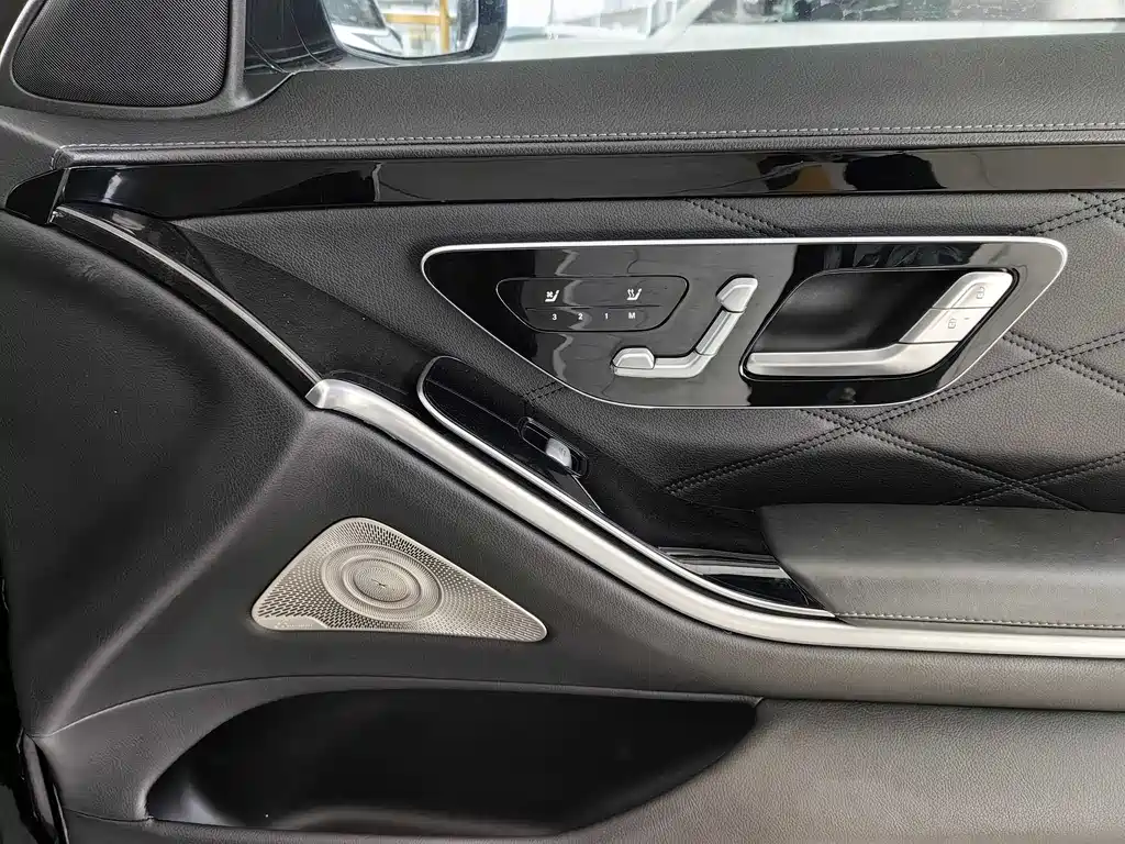 Mercedes-Benz S-Class 2022 — фото 16