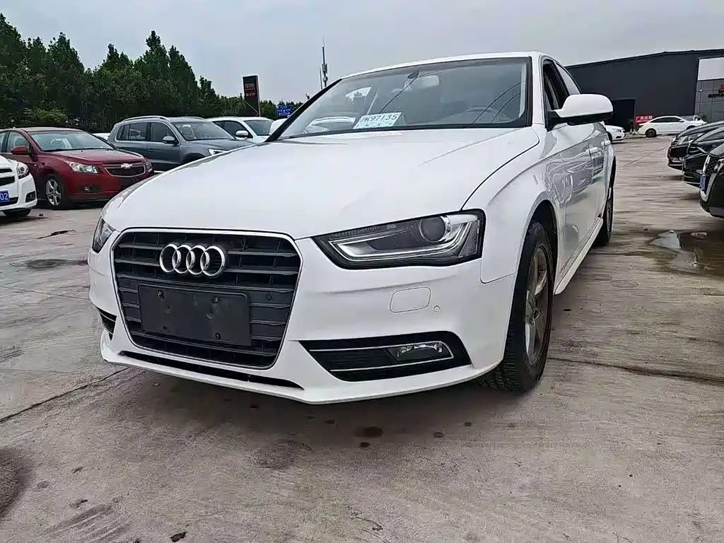 Audi A4L 2013