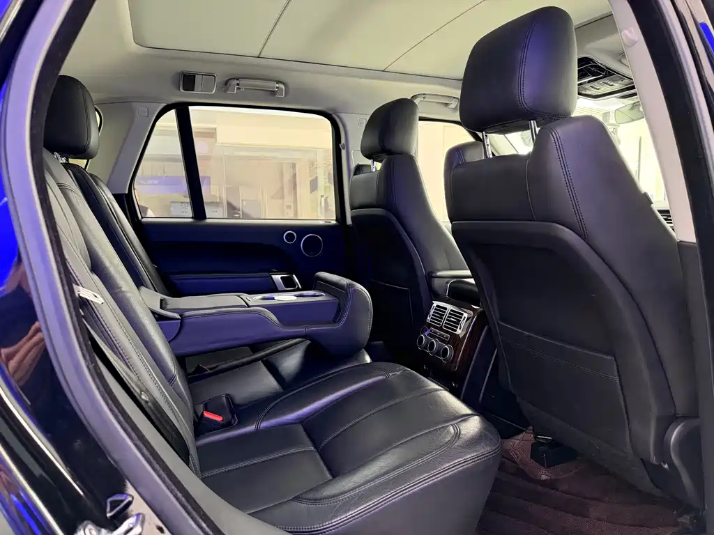 Land Rover Range Rover 2018 — фото 19
