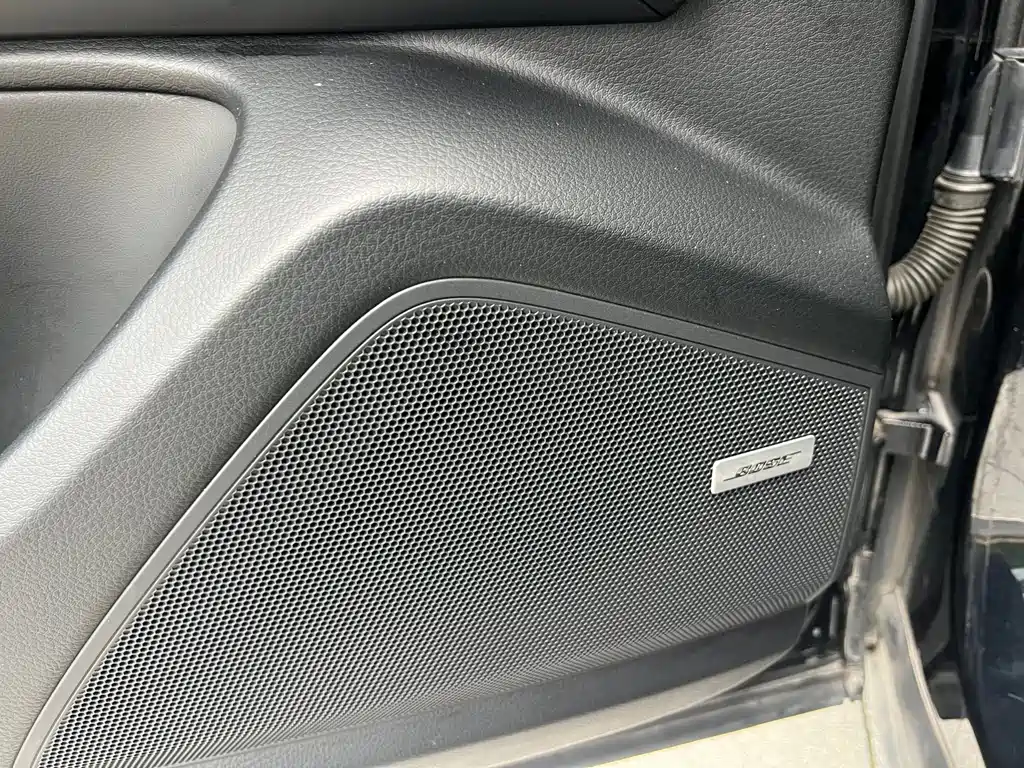 Porsche Cayenne 2021 — фото 17