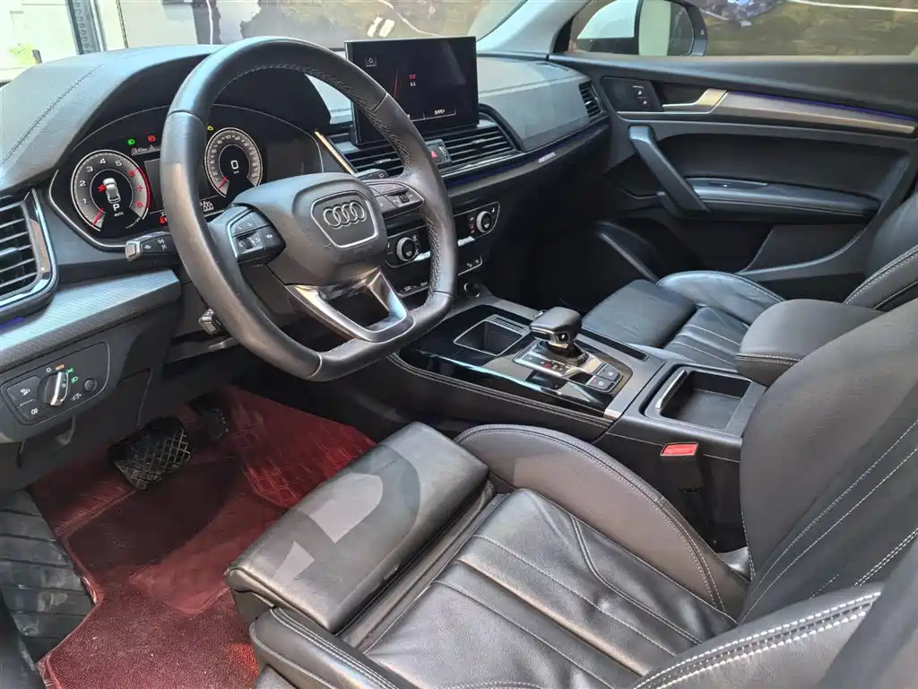 Audi Q5L 2022 — фото 10