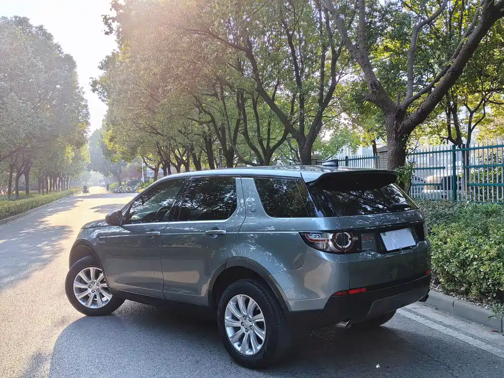 Land Rover Discovery Sport 2019 — фото 16