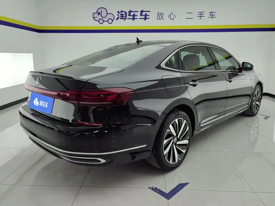Volkswagen Passat 2024