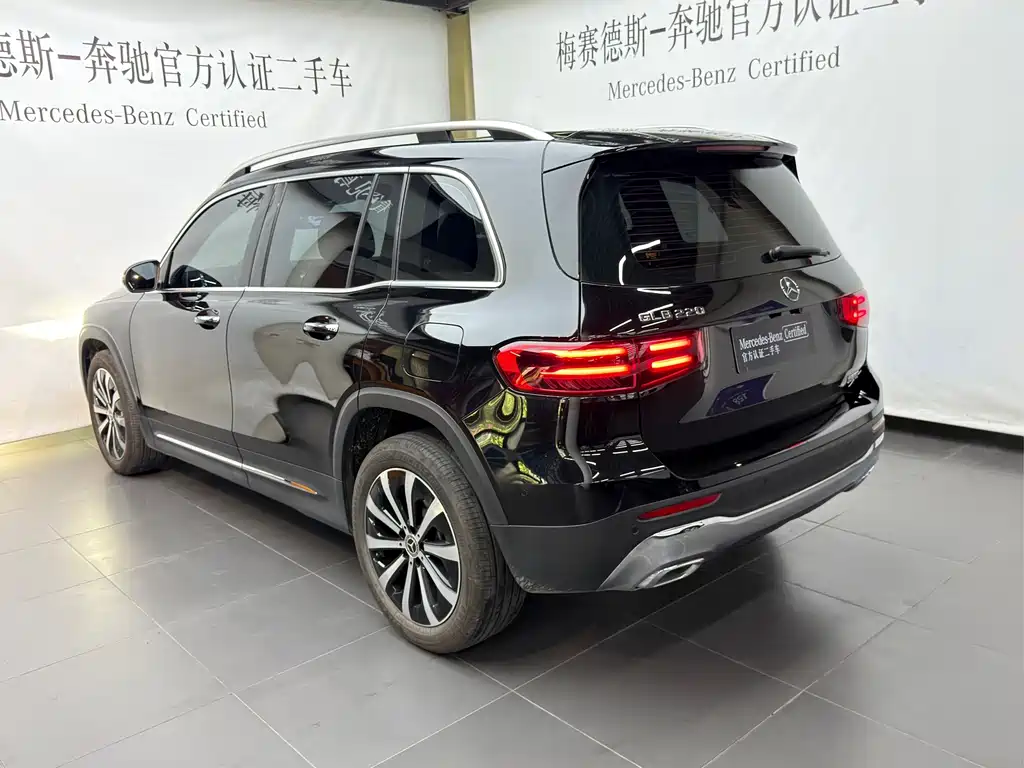 Mercedes-Benz GLB 2025