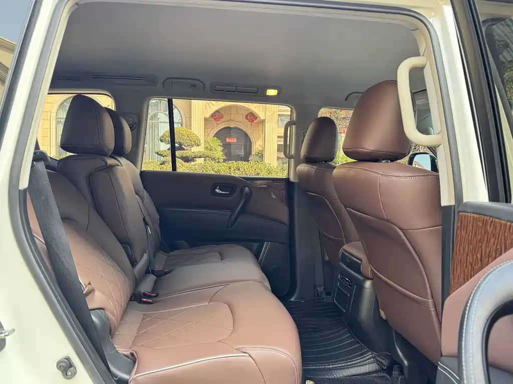 Nissan Patrol 2017 — фото 14