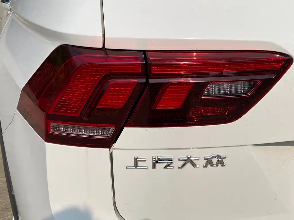 Volkswagen Tiguan L 2021 — фото 16