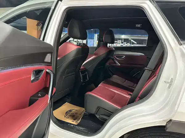 Jetour X70 PLUS 2021
