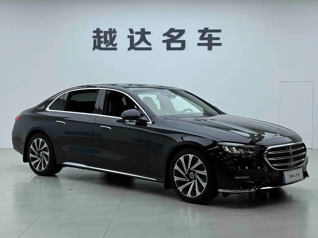 Mercedes-Benz E-Class 2024