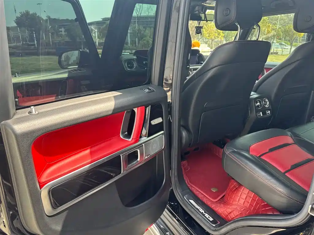 Mercedes-Benz G-Class AMG 2019 — фото 12