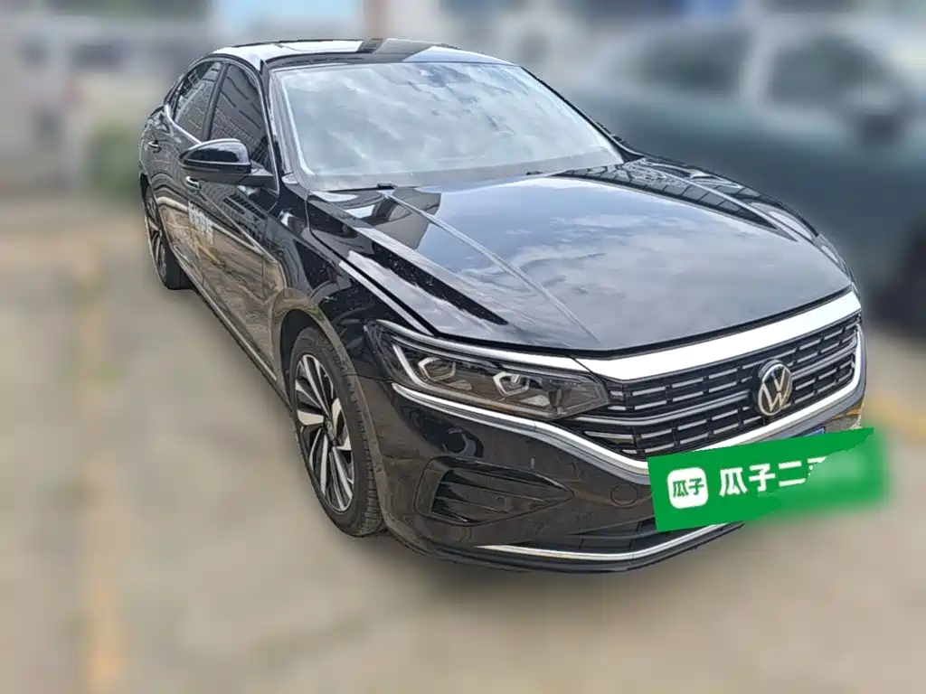 Volkswagen Passat 2024
