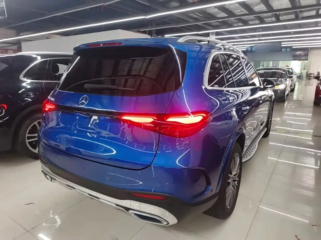 Mercedes-Benz GLC 2023