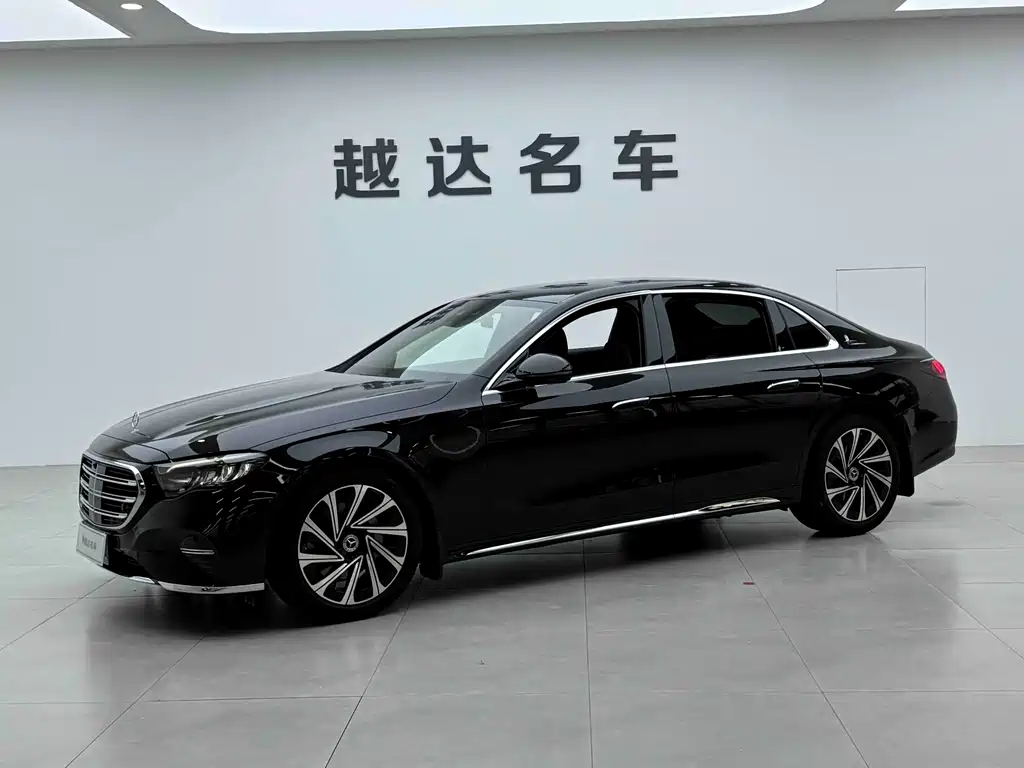 Mercedes-Benz E-Class 2024