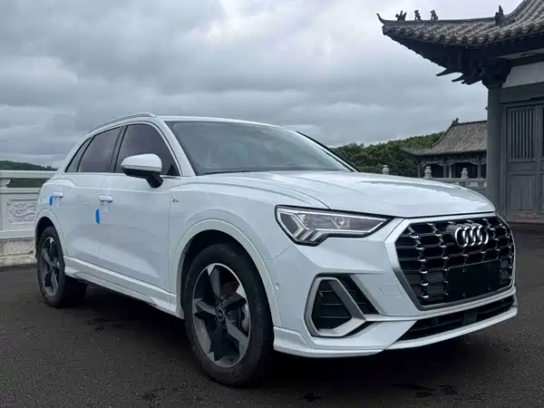 Audi Q3 2022
