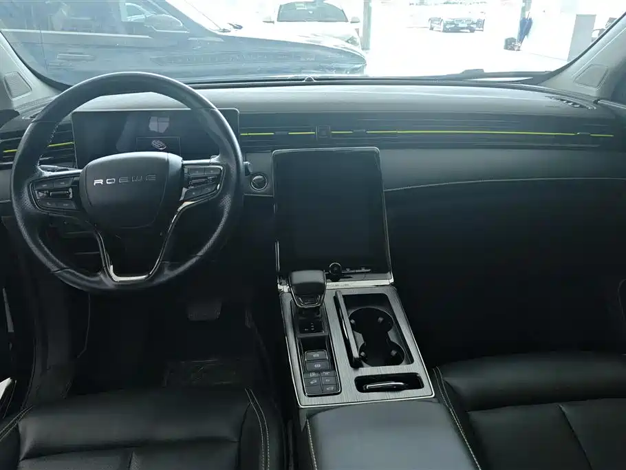 Roewe RX5 New Energy 2022 — фото 12