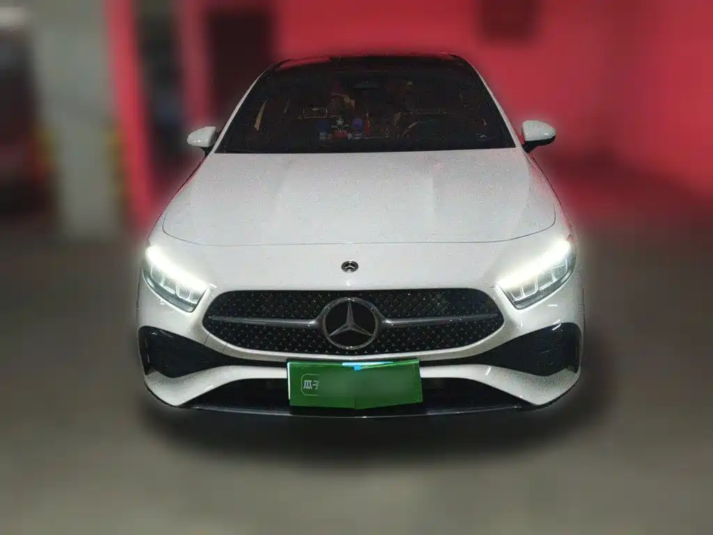 Mercedes-Benz A-Class 2023 — фото 24