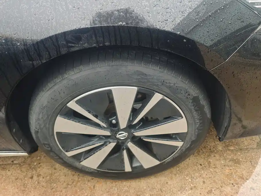 Nissan Teana 2022