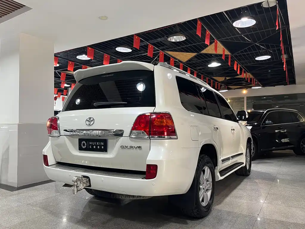 Toyota Land Cruiser 2015 — фото 16