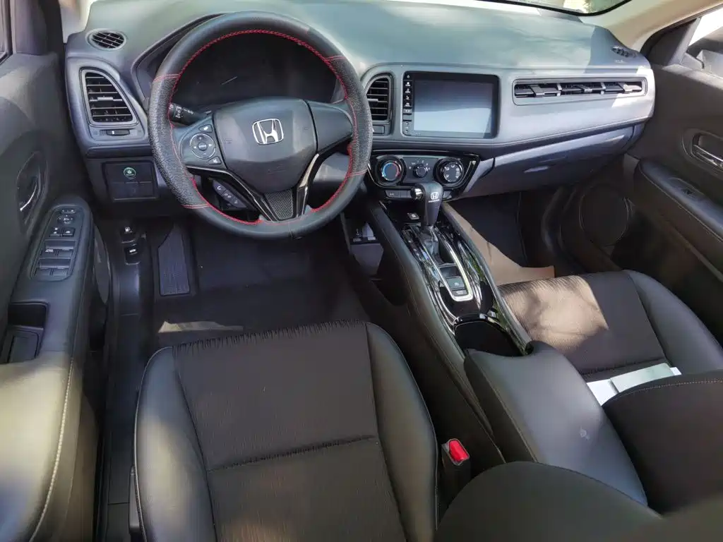 Honda Vezel 2022 — фото 13