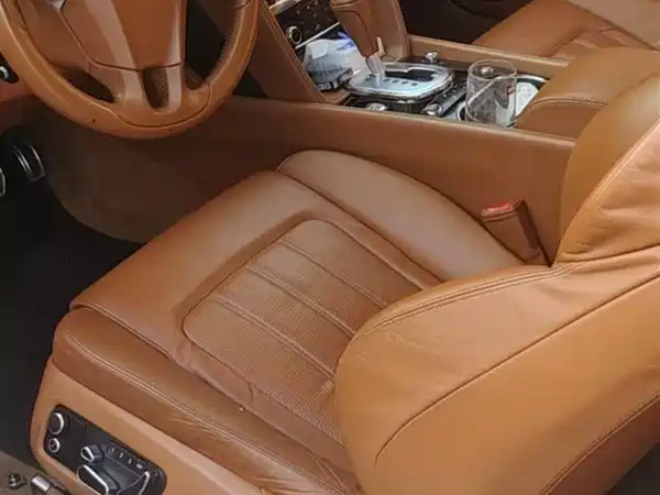 Bentley Continental 2012