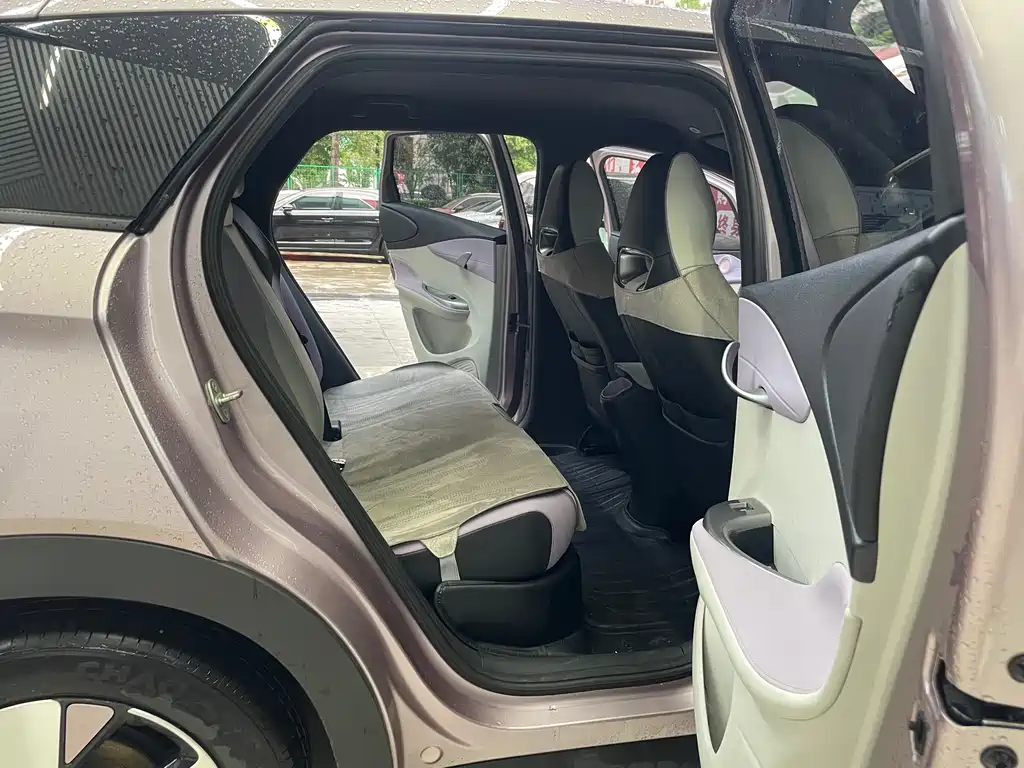 BYD Dolphin 2023 — фото 13