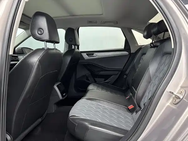 Volkswagen Sagitar 2023