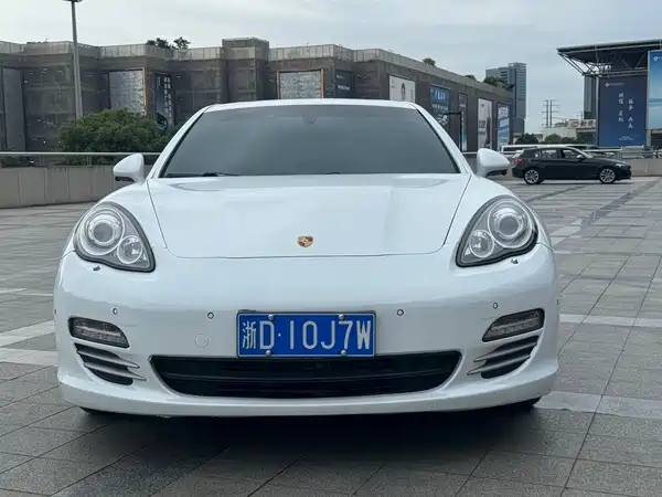 Porsche Panamera 2013