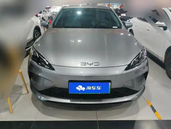 BYD Seal 05 DM-i 2025