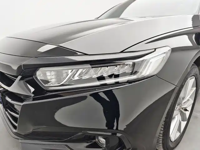 Honda Accord 2022 — фото 9