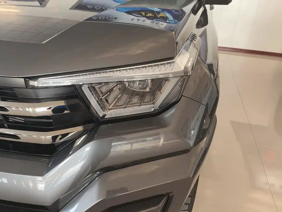 Tank 400 New Energy 2025 — фото 5