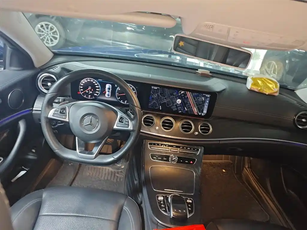 Mercedes-Benz E-Class 2018 — фото 10