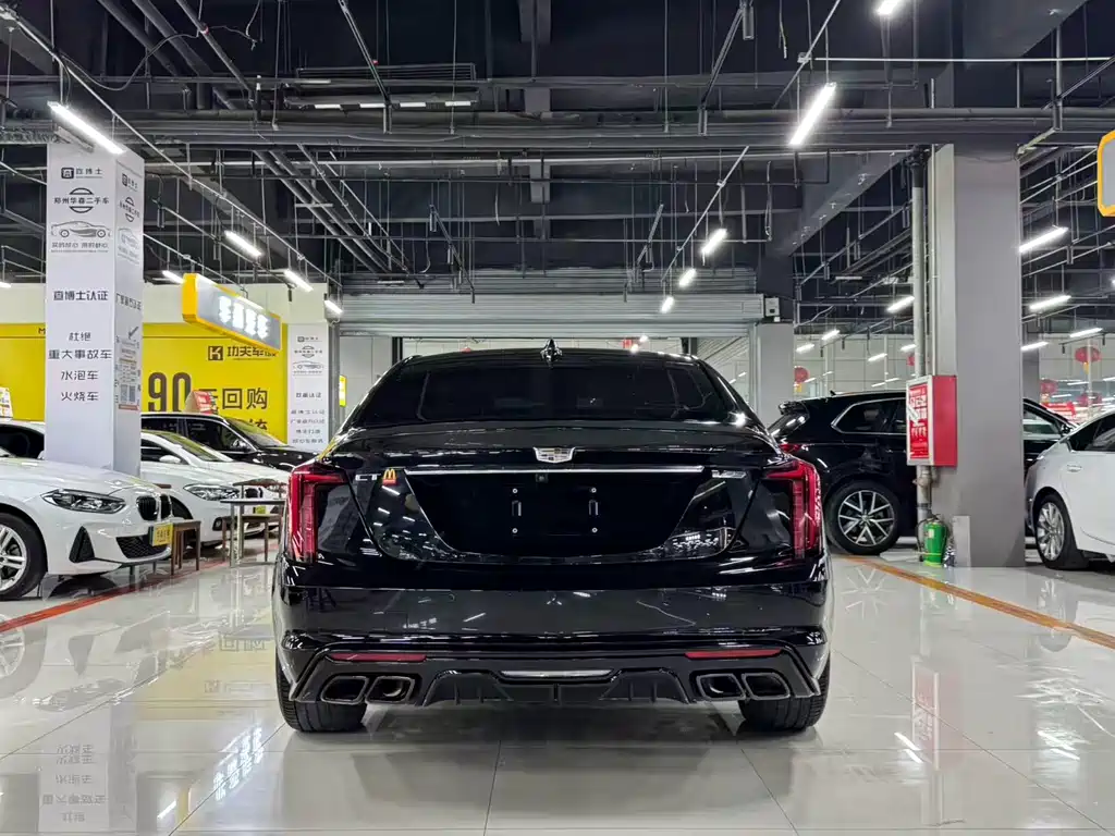Cadillac CT5 2023 — фото 12