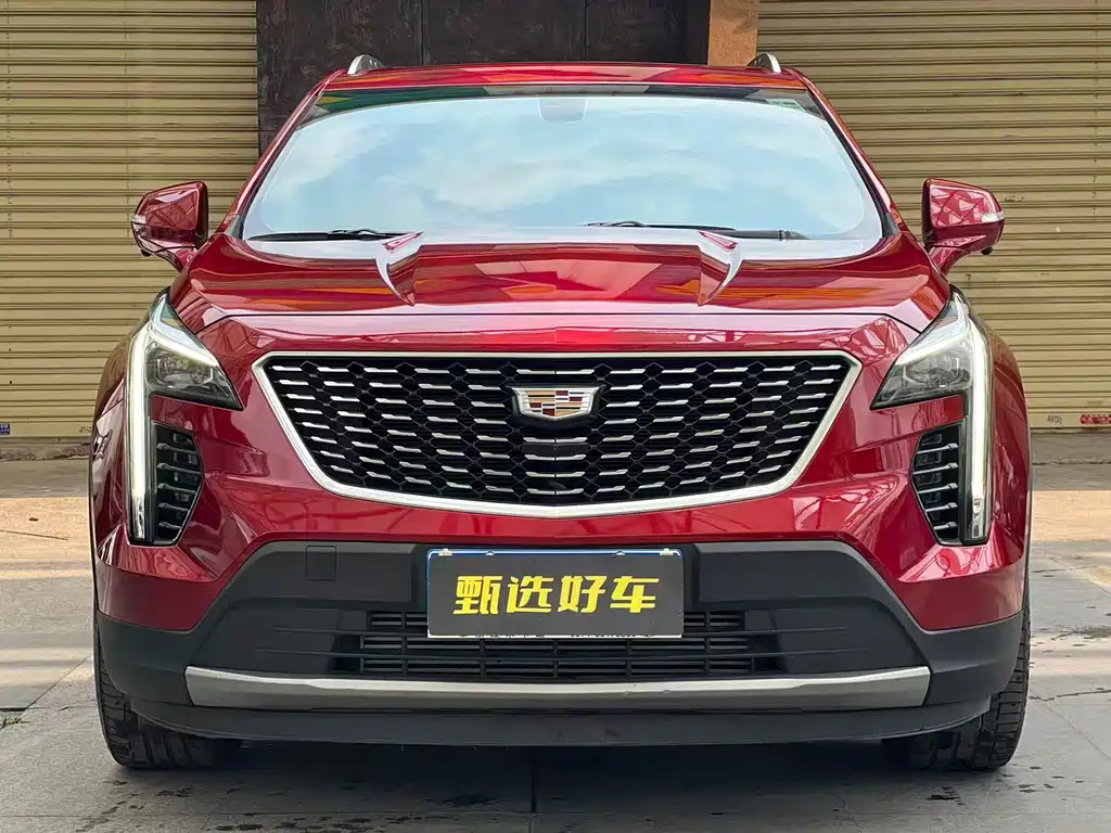 Cadillac XT4 2022 — фото 2