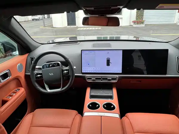 Li Auto L7 2025
