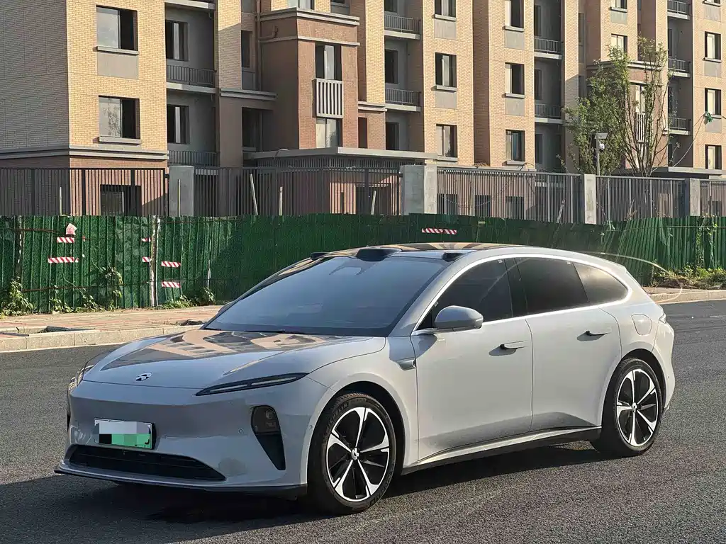NIO ET5T 2024