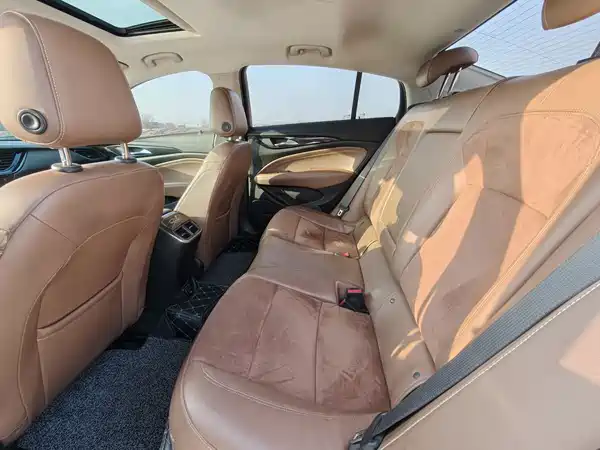 Buick Regal 2019