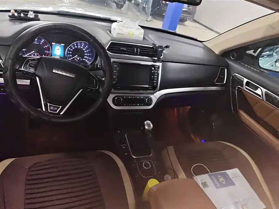 Haval H6 Coupe 2015 — фото 12