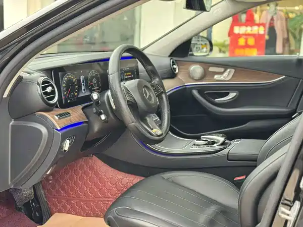 Mercedes-Benz E-Class 2017