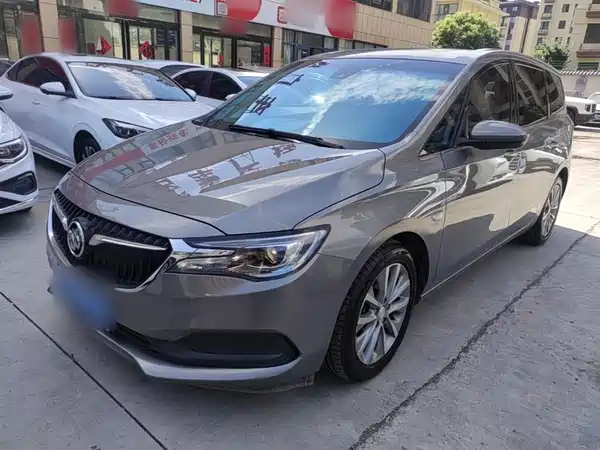 Buick GL6 2019