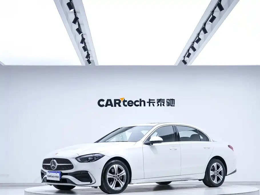 Mercedes-Benz C-Class 2022