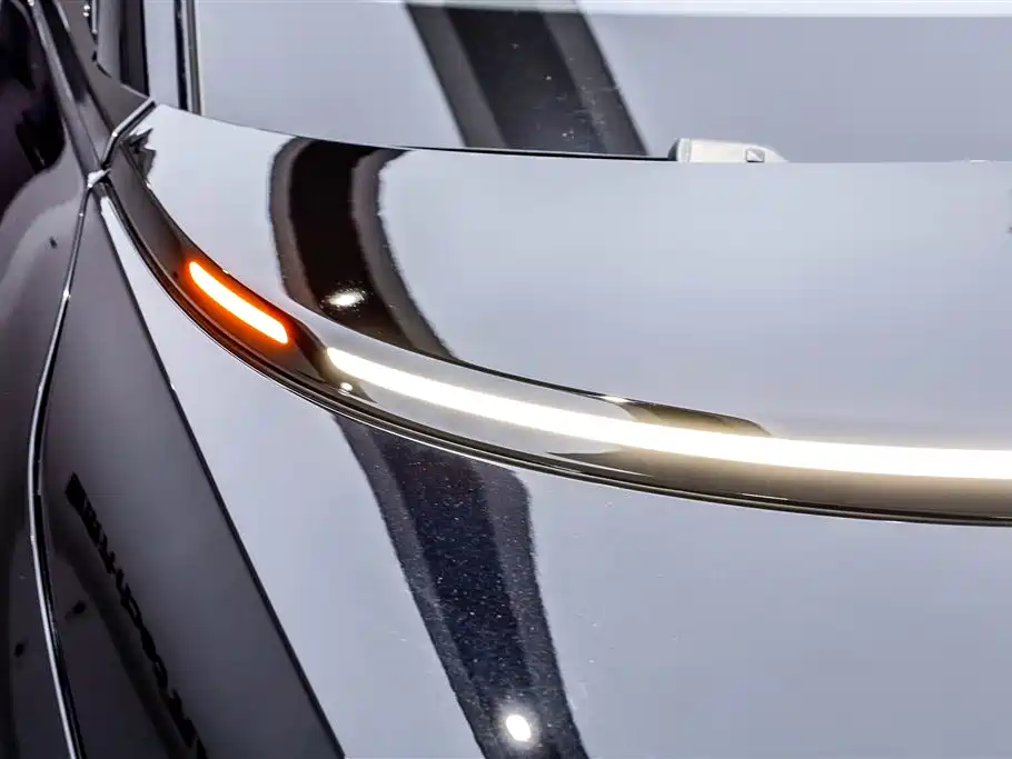 Li Auto i8 2025 — фото 21