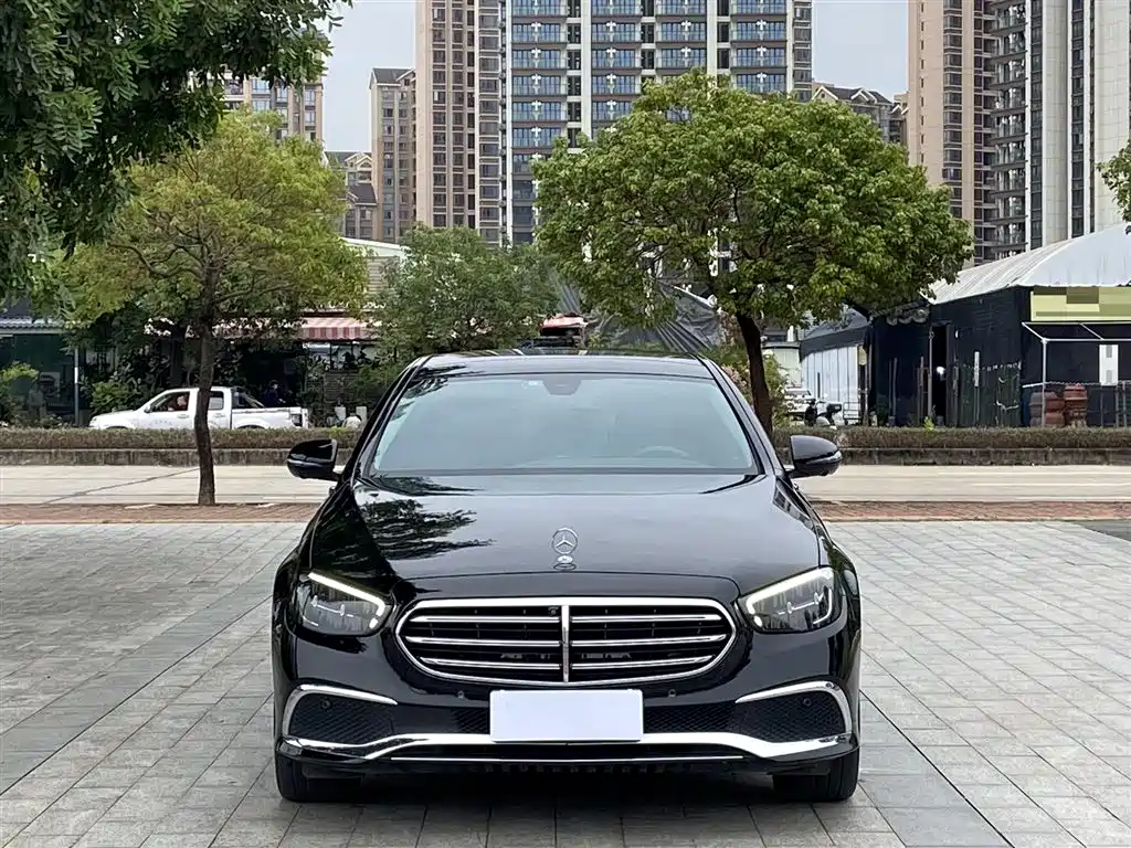 Mercedes-Benz E-Class 2021 — фото 2