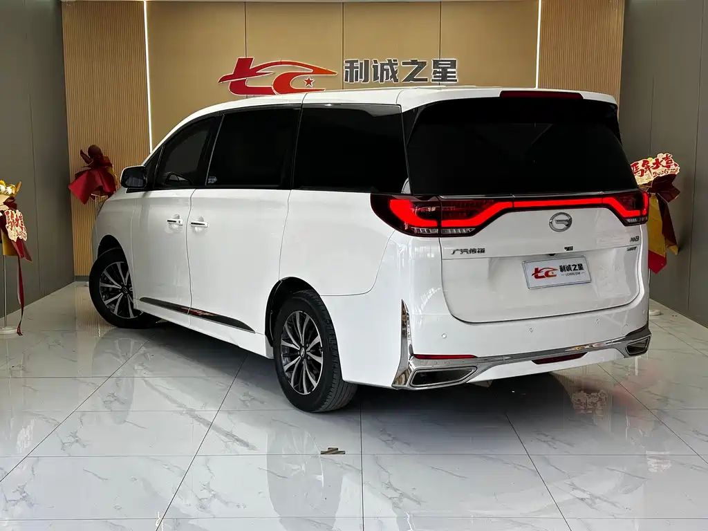 GAC Motor Trumpchi M8 2022 — фото 4