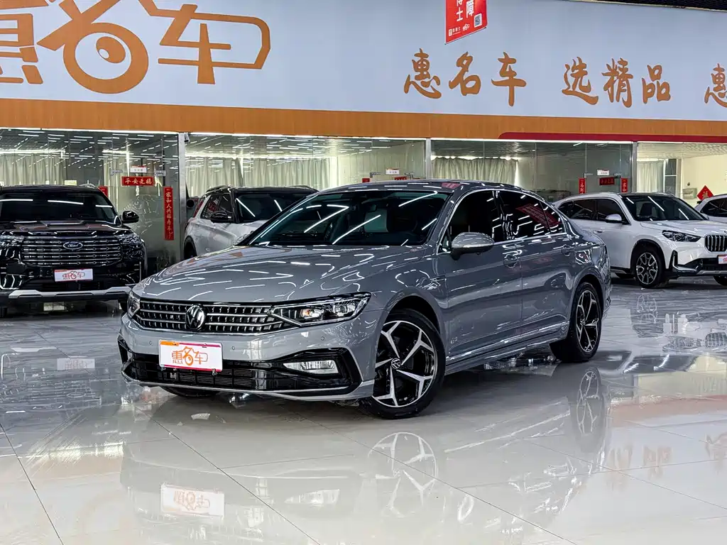 Volkswagen Magotan 2024