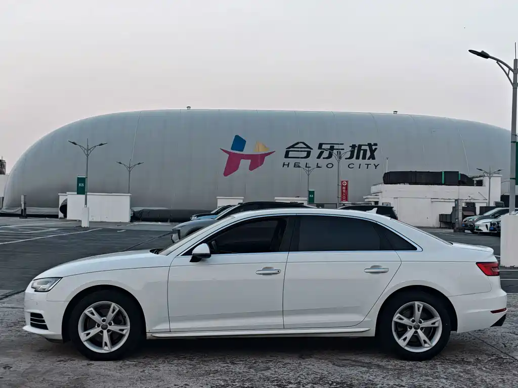 Audi A4L 2017