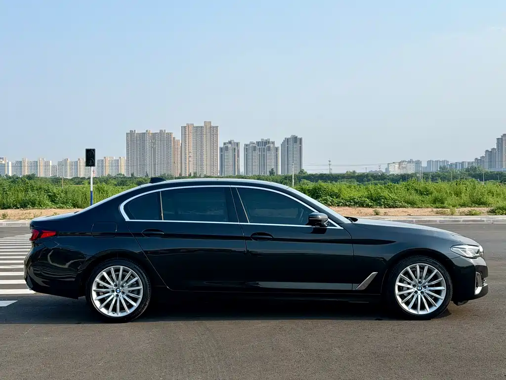 BMW 5 Series 2020